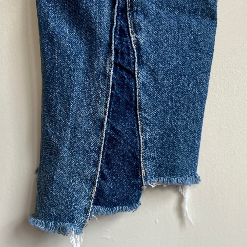 Blank NYC Stagger Raw Hem Straight Leg Cropped Jeans Size 28 - Picture 5 of 13